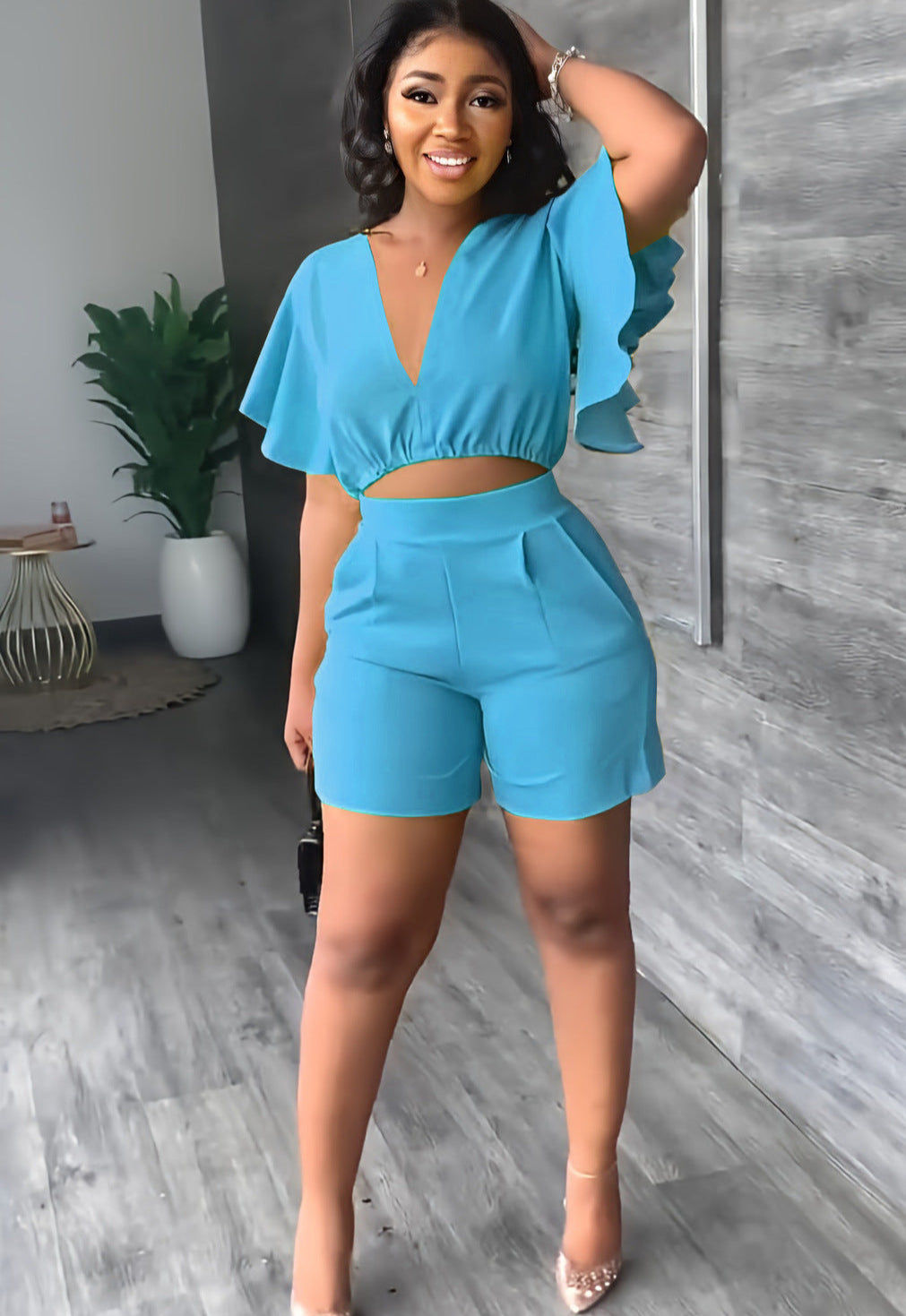 Erika Borghi™ Set estivo di top e pantaloncini con scollo a V