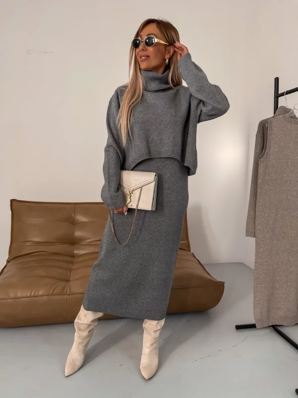 Flavia Lauletta™ Elegante set di maglione e gonna