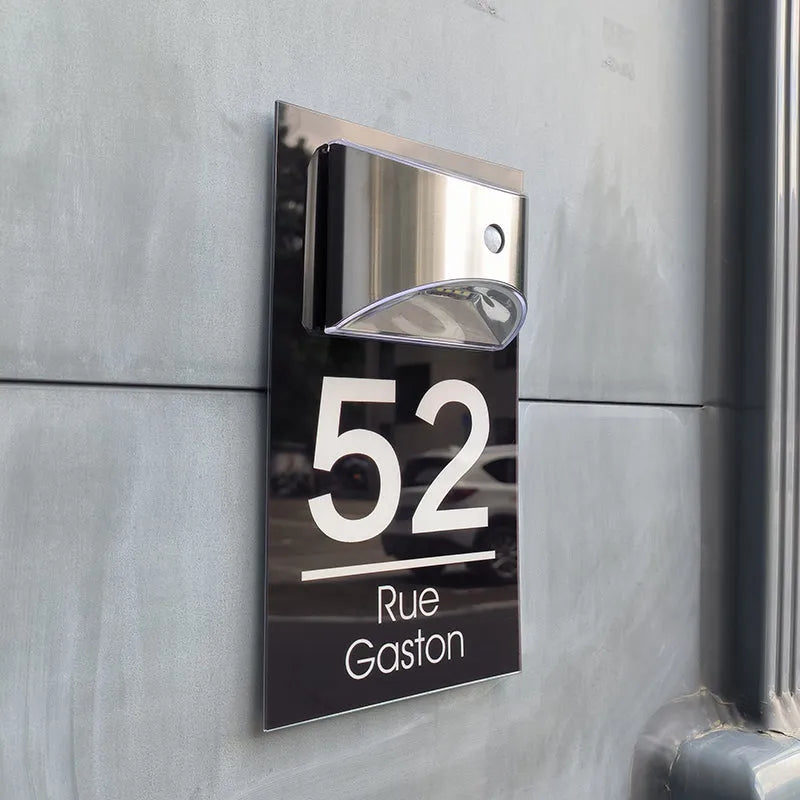 HomeDelux™ Targa per porta moderna solare personalizzata