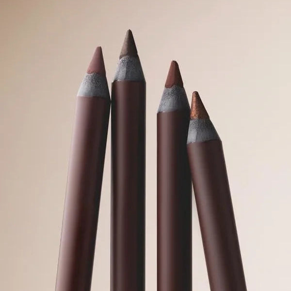 LineLuxe™ Matita eyeliner a lunga tenuta
