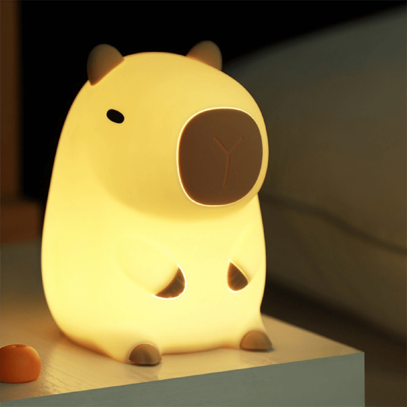 LumaCapy™ Carino il capibara con luce notturna